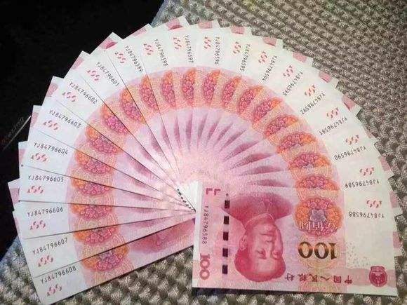 年底了！你的年终奖有多少？年终奖竟然还要交个税！怎样合理避税