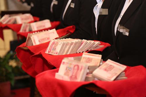 2019年年终奖将按“年”计税，不再分摊到12个月